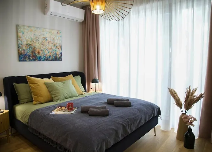 Pearl * Budapest